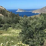 Goeknar Knidos Oasis Nature ダッチャ