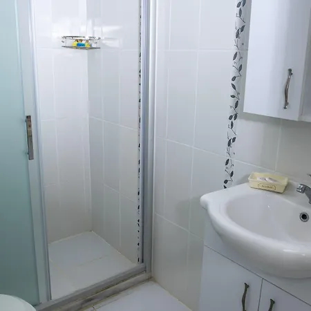 Goeknar Knidos Oasis Nature