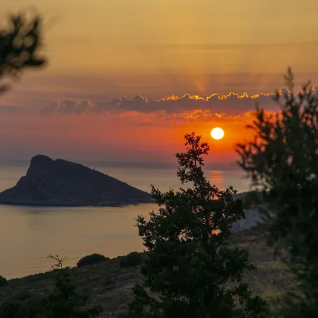 Goeknar Knidos Oasis Nature